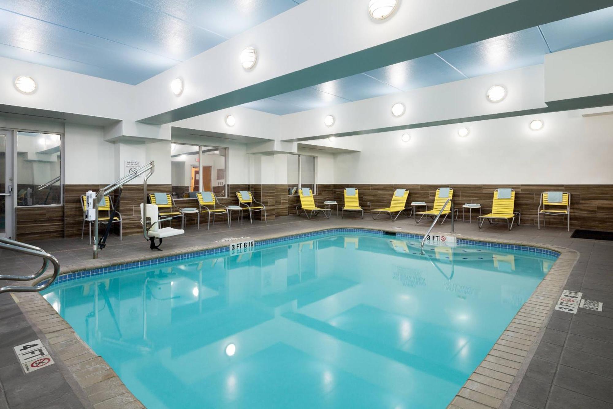 Fairfield Inn & Suites By Marriott San Antonio Airport/North Star Mall Zewnętrze zdjęcie
