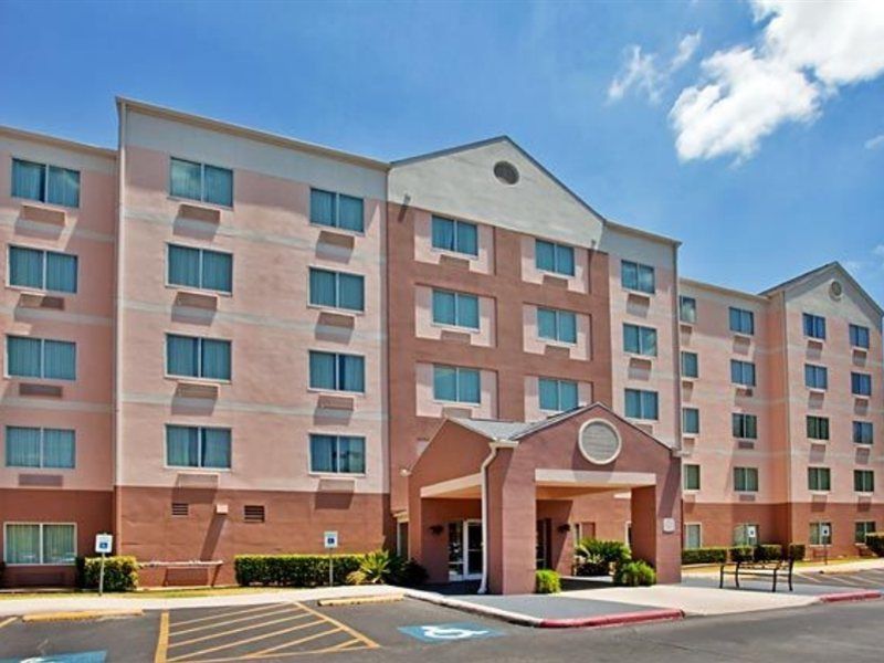Fairfield Inn & Suites By Marriott San Antonio Airport/North Star Mall Zewnętrze zdjęcie