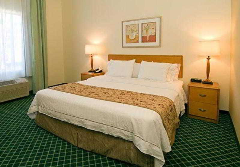 Fairfield Inn & Suites By Marriott San Antonio Airport/North Star Mall Zewnętrze zdjęcie